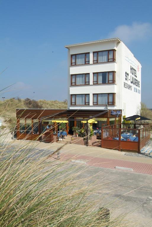 Sint-Laureins Hotel Westende Buitenkant foto